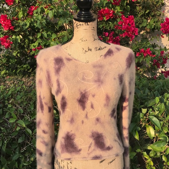 πΏLIKE LOVE Brown/Tan Sweater SM. - Picture 2 of 5